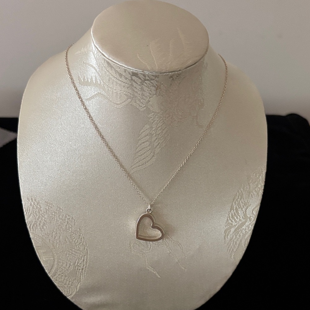 Elegant Silver Heart Pendant Necklace